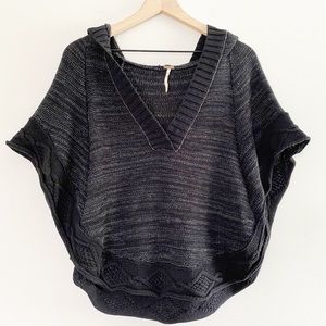 Free People Hooded Knit Poncho Sweater Size Extra Small